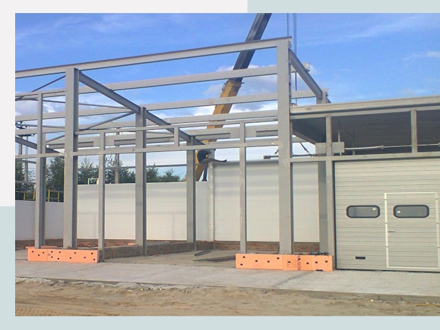 Строительство автосервисов от СтальСтрой-Снг по цене 615 руб.