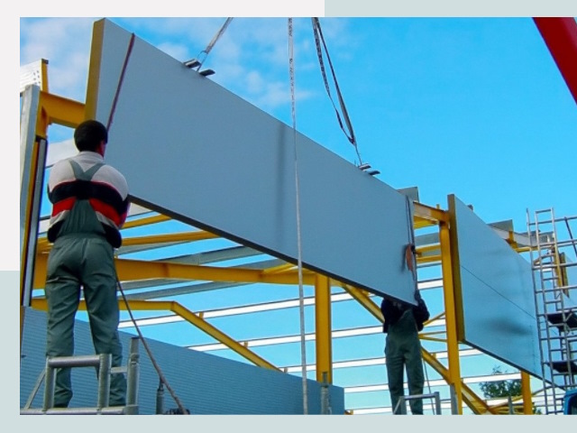 Монтаж сэндвич-панелей в Саяногорске от 615 руб.