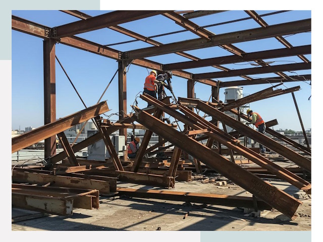 Демонтаж металлоконструкций в Саяногорске от 615 руб.