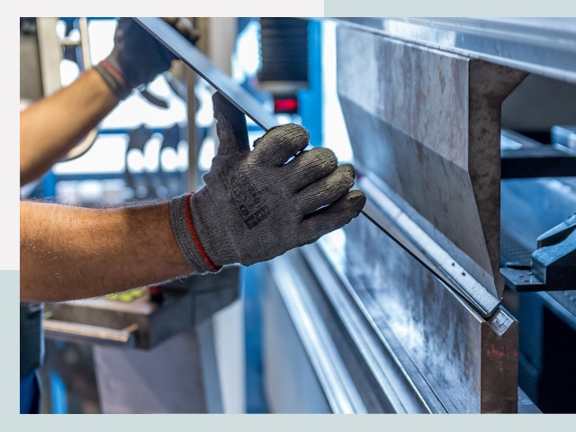 Гибка металла в Саяногорске